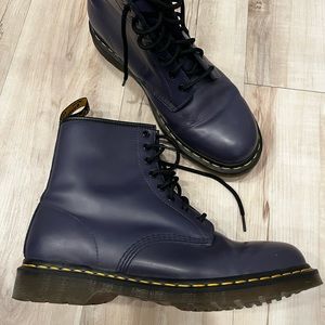 EUC dark blue Dr Martens size 12 mens!